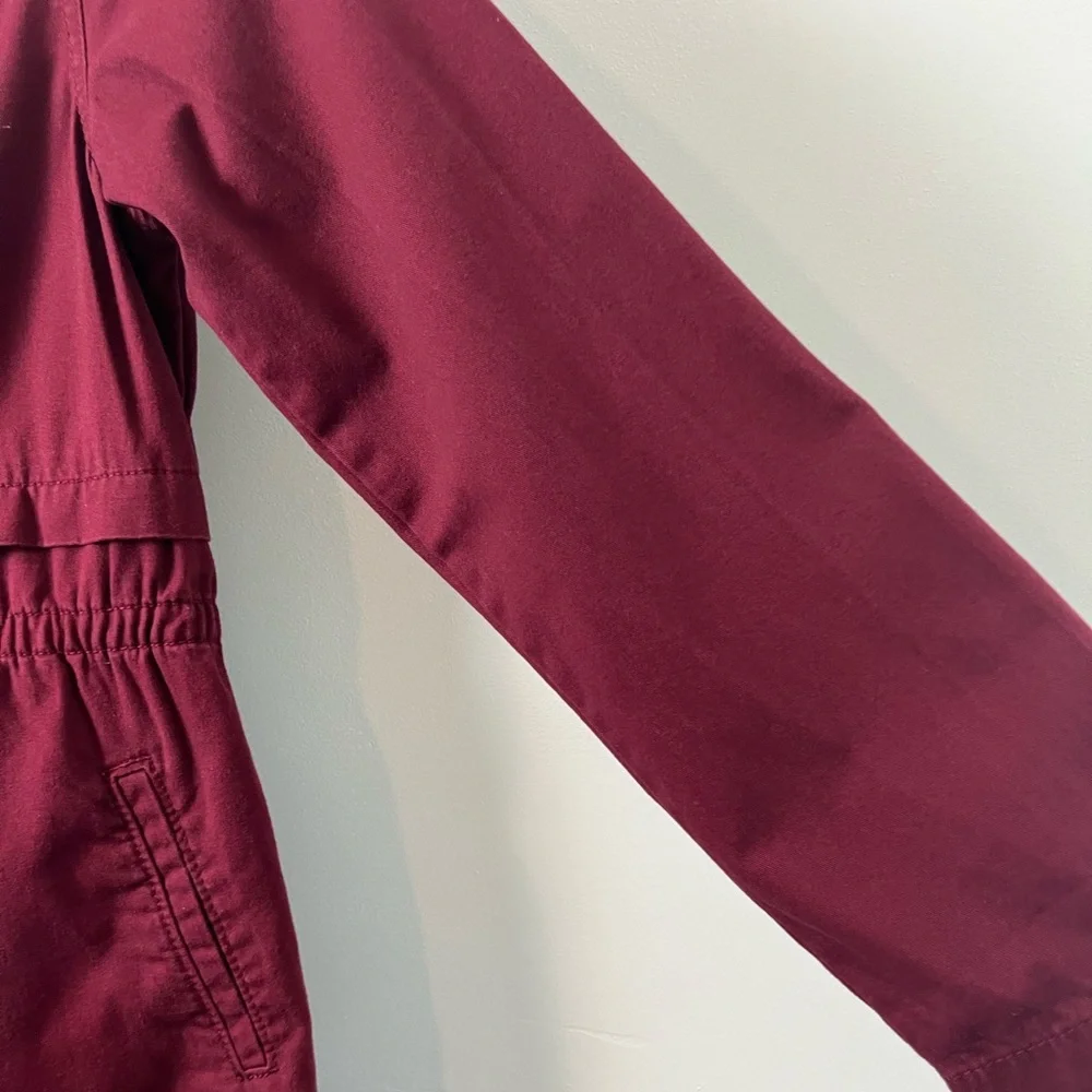 Old Navy Girls Military Field Jacket in Maroon SZ XL (14) Color is Wine stain